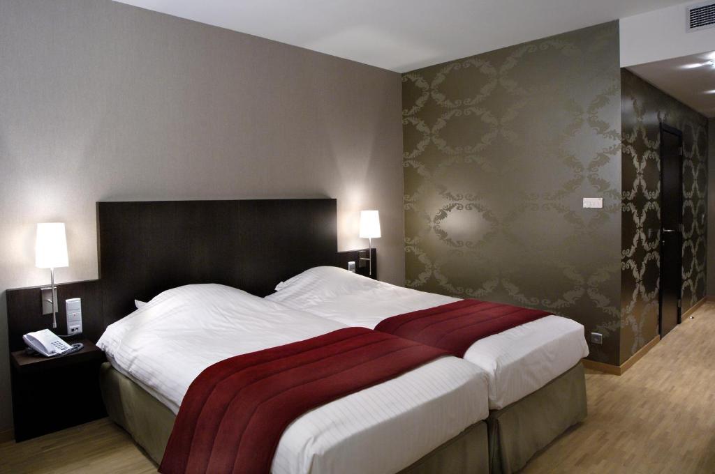 Biznis Hotel Локерен Номер фото